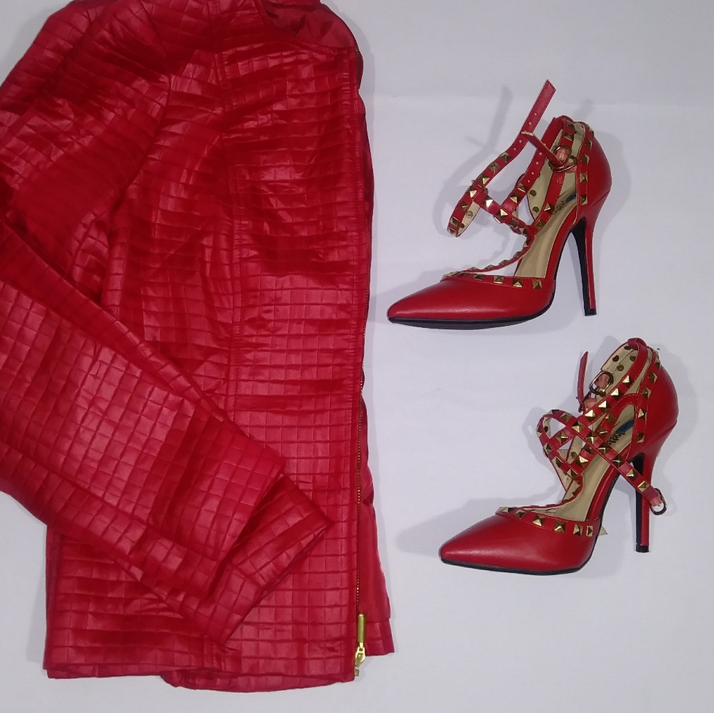 Red 👠 - Picture 2 of 5